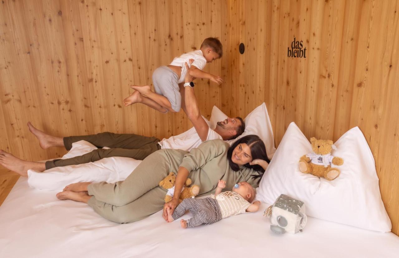 das bleibt Alpine Suites family&sports hotel Schladming Exterior foto
